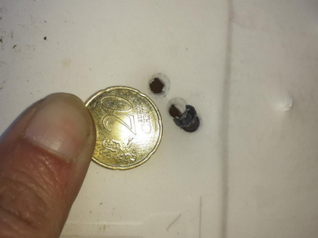 Bueno compañeros, tras varios años sin pegar un tiro (unos 25 años) y siempre fué en 4.5mm, he decidido 72