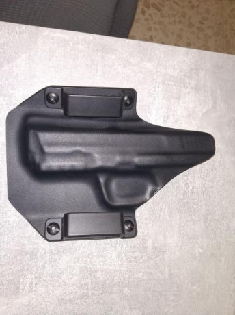 En venta pistola Smith & Wesson MP9 Standard cañón de 4".
Tres cargadores, dos sin utilizar.
Funda 20