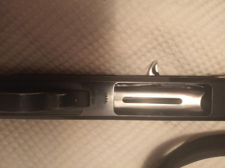 Vendo escopeta semiautomática calibre 12 Benelli Superligera Premium. Se entrega con funda y choques intercambiables.
500€. 01