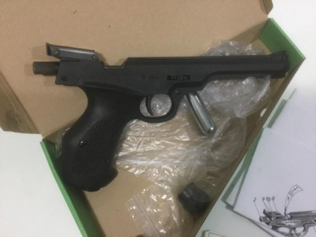 Saco a la venta esta pistola como nueva ,el resultado de la compra no fue el esperado , el peque no se 00