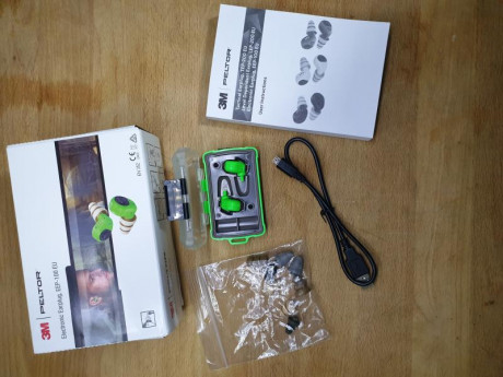 Buenas compañeros! 

Pues vendo estos tapones, no me acabo de acostumbrar...

Los tapones tienen un mes,los 01