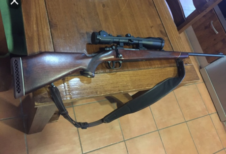 Buenas tardes:
Vendo rifle de cerrojo BRNO ZKK600 en calibre 270.
El rifle se acompaña con visor Avistar 10