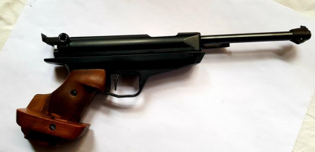 Pistola de precisión FEINWERKBAU modelo 80       VENDIDA  

Pistola para tiro de precisión de la famosa 01