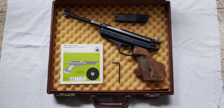 Pistola de precisión FEINWERKBAU modelo 80       VENDIDA  

Pistola para tiro de precisión de la famosa 00
