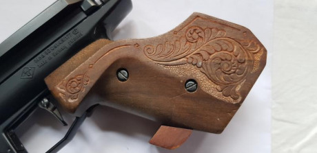 Pistola de precisión FEINWERKBAU modelo 80       VENDIDA  

Pistola para tiro de precisión de la famosa 10