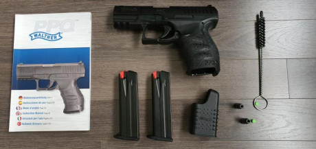 Hola a todos.

Vendo pistola WALTHER PPQ de 9 mm.

Tiene 28 disparos. Ni uno más. La compré hace 2 años 01