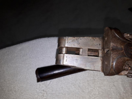 Hola vendo estas 2 escopetas por no poder usarlas para perdigón de acero , son de ckoques cerrados y llevan 11