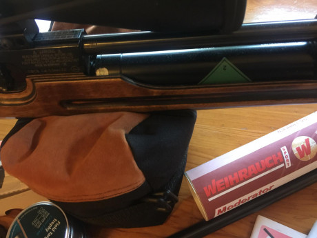Carabina hw100 en perfecto estado, dos cañones uno corto y otro largo, silenciador weihrauch,visor Bsa 32