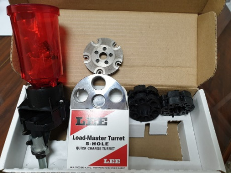 Vendo dosificador Pro Auto DIsk para prensa, juego deluxe de dies de 9mm LUGER, torreta para load master 01