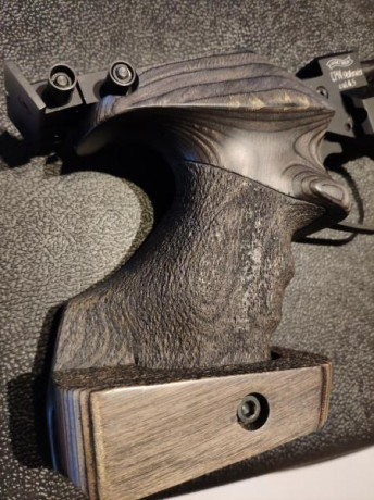 Se vende pistola de aire comprimido WALTHER CPM ATLANTA
Se entrega en el maletín original.
2 botellas 00