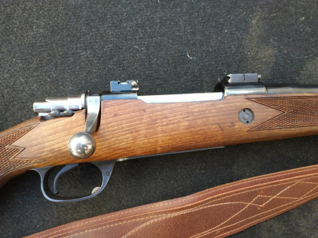 Se vende rifle Santa Bárbara modelo de luxe, en calibre 270 con bases y anillas de 30 Apel originales, 00