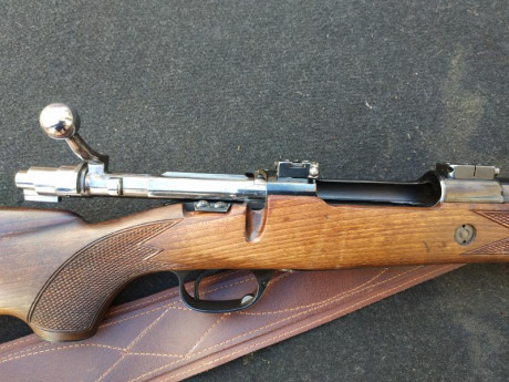 Se vende rifle Santa Bárbara modelo de luxe, en calibre 270 con bases y anillas de 30 Apel originales, 10