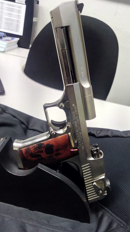 Vendo Desert Eagle 357 Magnum IMI, con dos cargadores, dos fundas de cuero (Cabrero y Magnum Research) 71