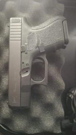 Buenas tardes vendo pistola Glock 26, cuarta generación, sin un solo disparo, adquirida en 2017 para defensa 10