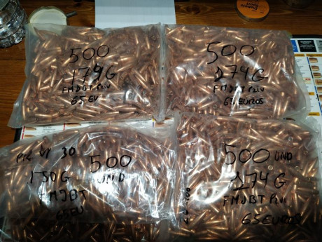 Se vende puntas calibre 30 de 174 y 150 grains

Paquete de 500 a 65 euros 

Lote completo 240 euros 2000 00