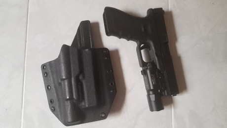 Pongo a la venta accesorios que tenía por ahí de la Glock 17


Funda Uncle Mike, solo el vaso, era de 22