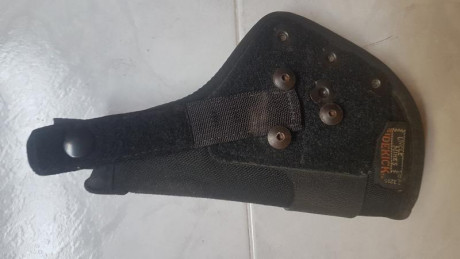 Pongo a la venta accesorios que tenía por ahí de la Glock 17


Funda Uncle Mike, solo el vaso, era de 70