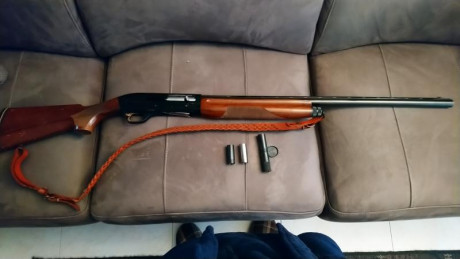 Buenas tardes, vendo mi benelli super 90 cal. 12
Con 4 polichiques de *, **, ****, y otro largo +5cms 12