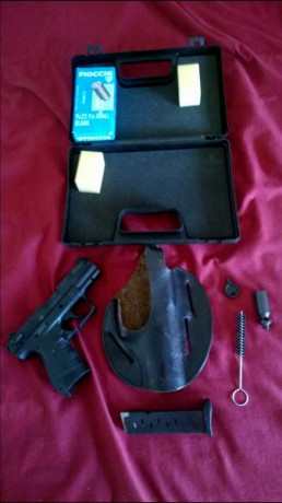 Pistola Walther P-22 detonadora se vende según se en la foto, con funda y caja de cartuchos 

     
  00