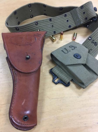 - VENDIDA - Se vende  FUNDA de la pistola COLT 1911 original, época II Guerra Mundial, en buen estado 01