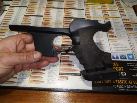 Se vende cacha talla L para hammerli en perfecto estado zurda.
Precio 120 euros.
Atiendo Whatsapp 615659980. 02