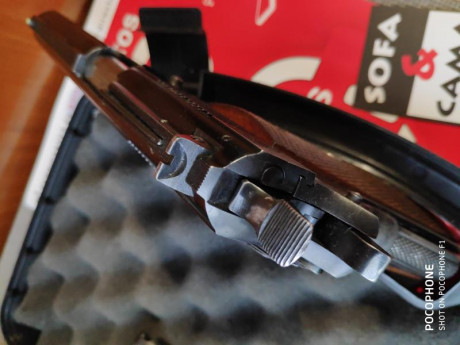 Vendo pistola llama Tipo 1911. Desconozco el modelo exacto.
Alza regulable en deriva.
2 cargadores.
Buen 30