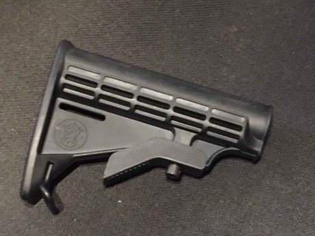 Culatas para mejorar tu AR, sin tubo. Son para carabinas.

1-Culata Smith and Wesson extensible. 25 euros 11