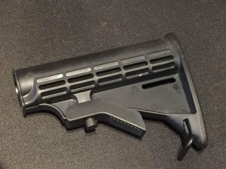 Culatas para mejorar tu AR, sin tubo. Son para carabinas.

1-Culata Smith and Wesson extensible. 25 euros 10