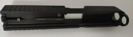 Vendo Glock 26 color verde militar muy poco uso entrego con maletín llave para cambiar miras y 5 cargadores...3 01