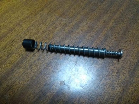 Buenas a todos! 
Pongo a la venta mi querida Sig Sauer P226 del 9pb por cambio a otra más ligera de porte 02