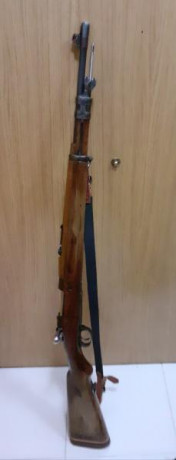 Mauser Coruña 43 calibre 7,92 con tapa bocacha, cantonera blanda, porta bayoneta y dais LEE para recargar. 02