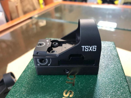 Buenos dias:
Pongo a la venta estos tres visores nuevos sin estrenar procedentes de una compra conjunta 01