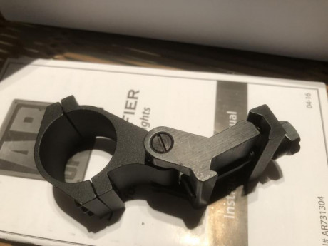 Vendo Óptica basculante Bushnell AR optics AR731304 de 3 aumentos (3x) para utilizar junto con un punto 00