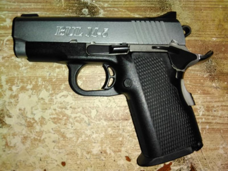 Hola compañeros de tiro y armas, vendo esta pistola subcompacta marca Bull modelo M-5  del 9mm p.a. con 01