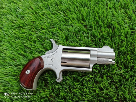 Se vende revolver north american arms calibre 22, muy poco uso. Se encuentra en Málaga . 
 
 Precio: 250 01