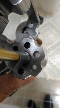 VENDIDO !!!! SE PUEDE RETIRAR EL POST !!!!! Vendo este estupendo Revolver de la firma Smith & Wesson 00