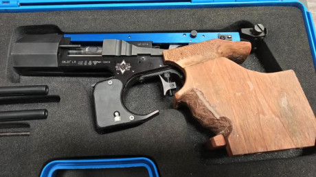 Vendo pistola deportiva Match Guns MG2E calibre 22
Empuñadura talla S
En perfecto estado, muy poco uso, 01