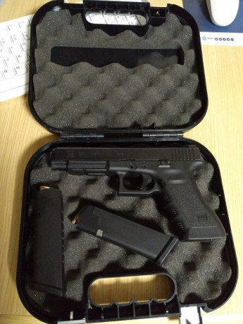 HOLA COMPAÑEROS. VENDO GLOCK 34 EN PERFECTAS CONDICIONES, LA PISTOLA JAMÁS ME HA DADO NINGUNA INTERRUPCIÓN 00