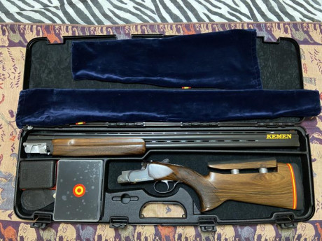 Vendo escopeta Kemen km4 por exceso de armas; se encuentra en un estado excelente, la vendo por haberme 00