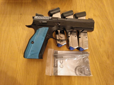 Buenas compañeros 
Por falta de uso vendo CZ SHADOW 2 en perfecto estado y con muy poco uso 
Se puede 00