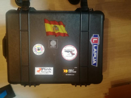 Hola vendo maleta peli Case 1560 por no usar tengo otra más pequeña y está apenas la he usado
150€ la 01