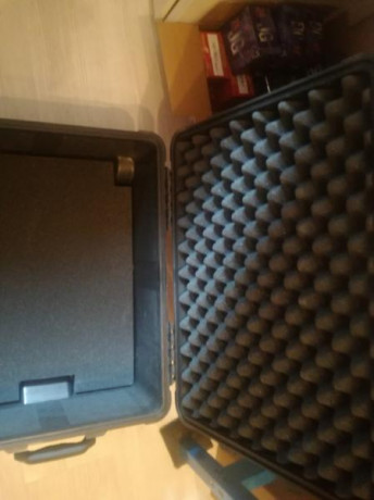 Hola vendo maleta peli Case 1560 por no usar tengo otra más pequeña y está apenas la he usado
150€ la 10