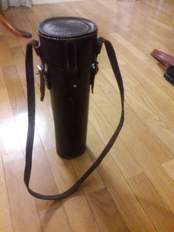 Hola compañeros,un amigo me pide que le anuncie su visor zeiss diavari ZA de 1,5-6x42. Lleva montado las 21