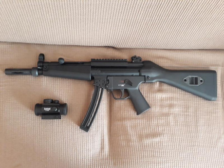 Vendo carabina 22lr HK copia del mp5 con carril y visor punto rojo recien revisada y puesta a punto en 01