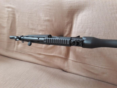 Vendo carabina 22lr HK copia del mp5 con carril y visor punto rojo recien revisada y puesta a punto en 00