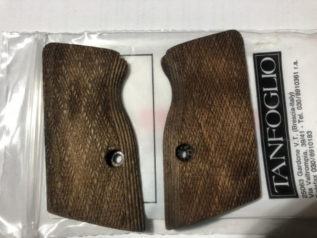 Vendo cachas para tanfoglio limited custon, con fannel, prácticamente nuevas 30€ 00