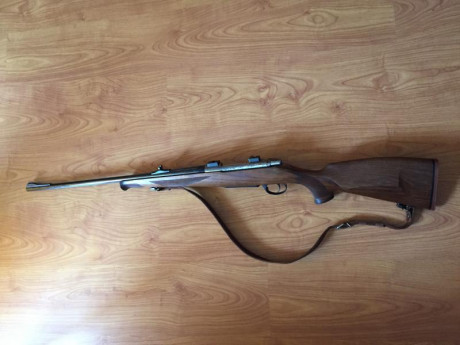 Rifle antonio zoli superluxe 300 win magnun
Con monturas apel visor trijicon 3,9x40
Maletin original +funda+ 02