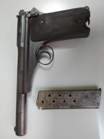 Se vende pistola CAMPO-GIRO calibre 9 mm L, modelo 1913-16.
Buen estado.
Guía de pertenencia tipo A.
Un 01