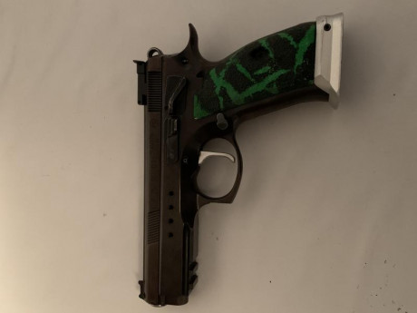 Hola buenas vendo pistola CZ preparada para tirar en standar IPSC se anuló la doble acción y está en simple 01