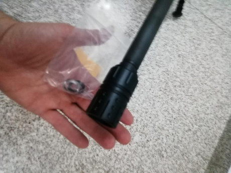 Freno de boca para rosca 5/8-24, hasta proyectiles 7 mm. De acero y con arandelas de acope y accesorio 11